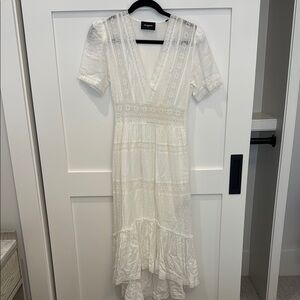 Elegant White Lace Dress